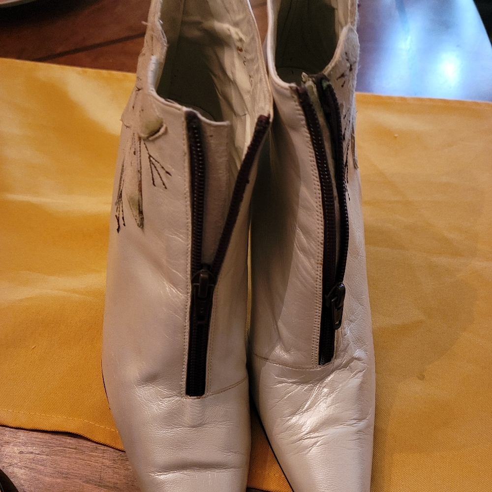 Pepe Jiminez Booties